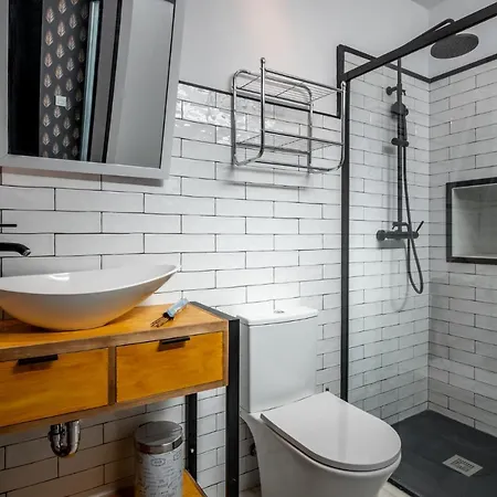 Apartment Dreams Of Old Town